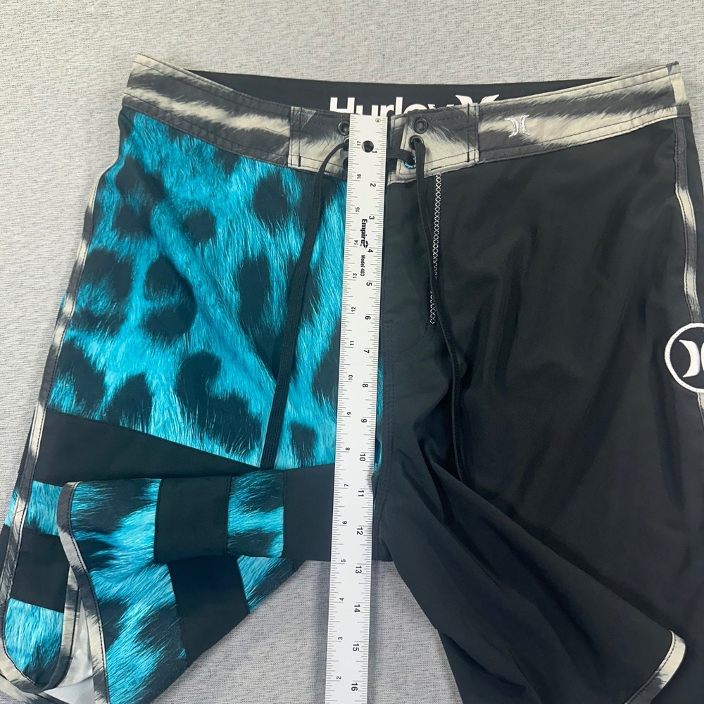 Hurley Phantom Board Shorts Men 31 Black Teal Leopard Print Swim Trunks Surf - Picture 6 of 8